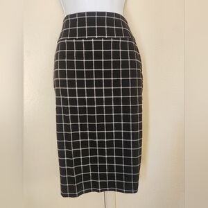 Soho Apparel Black and White Grid Pencil Skirt